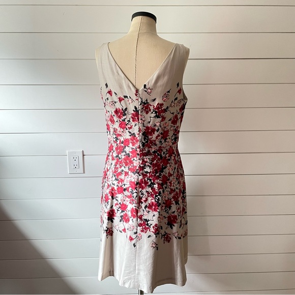 LOFT- Floral Fit & Flare Boat Neck Dress- Size 10 - Picture 3 of 9